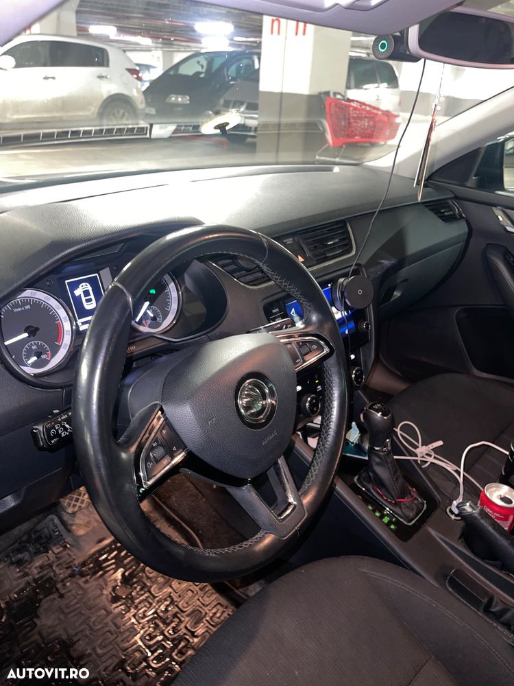 Skoda Octavia 1.6 TDI DSG Style - 5