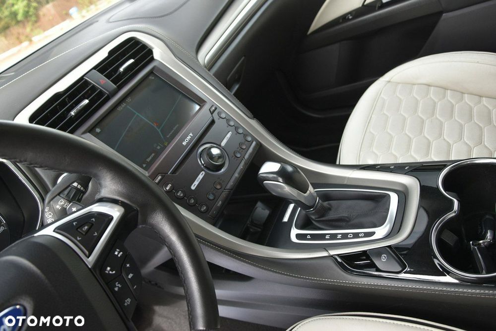 Ford Mondeo Vignale 2.0 TDCi 4WD PowerShift - 11