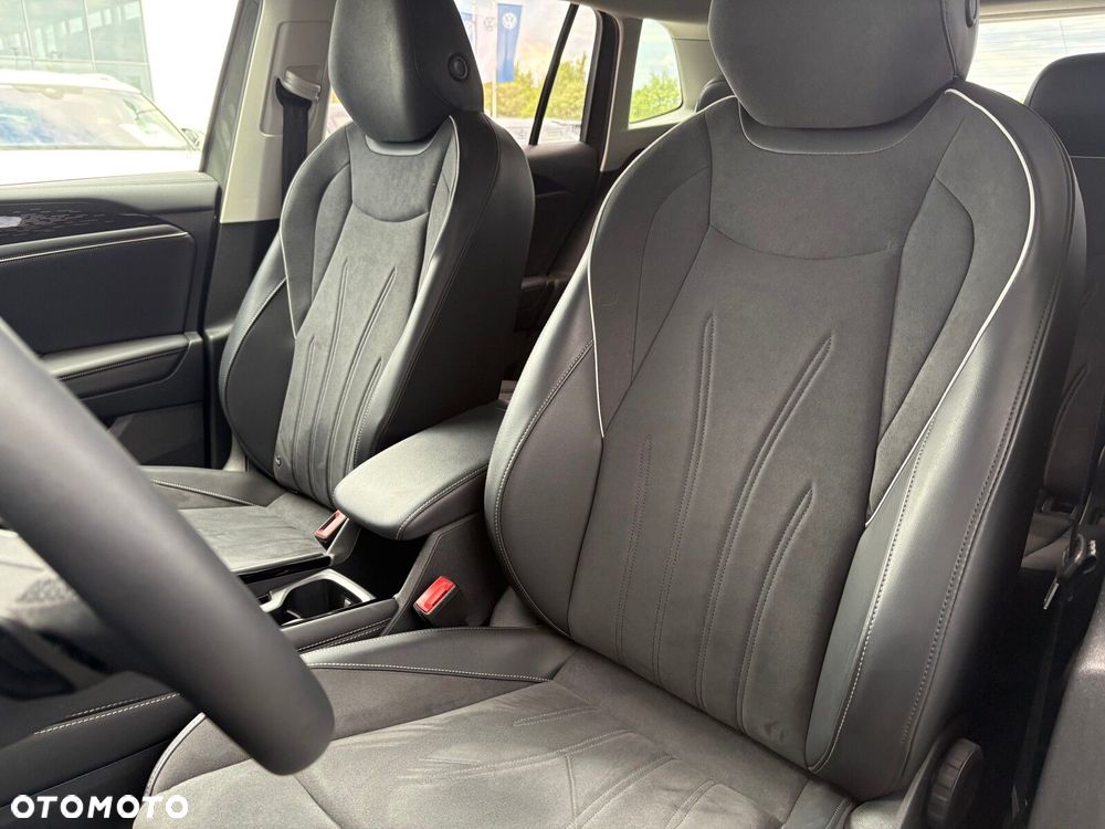 Volkswagen Tiguan - 13