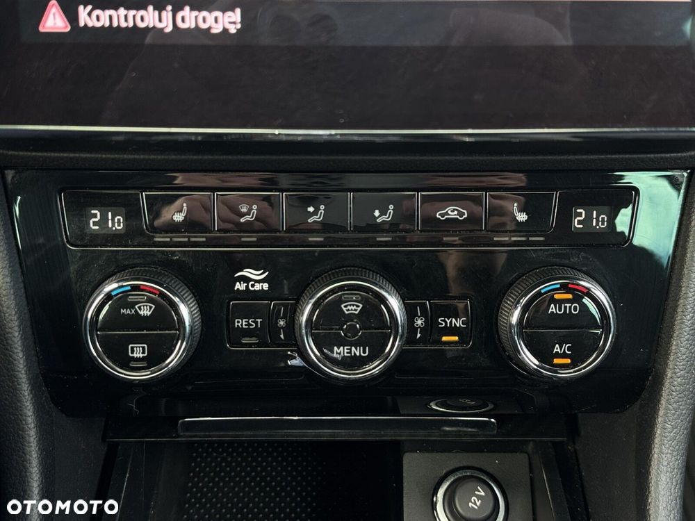 Skoda Superb 2.0 TSI 4x4 Sportline DSG - 24