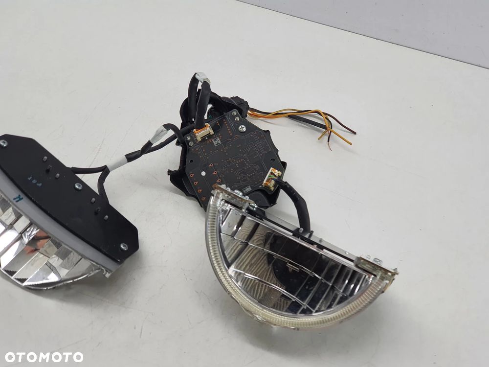 LAMPA PRZOD LED REFLEKTOR  YAMAHA XSR 125 - 3