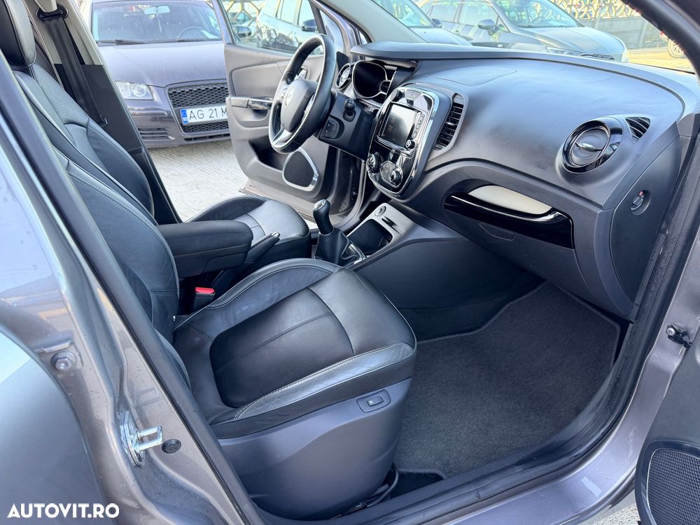Renault Captur - 30