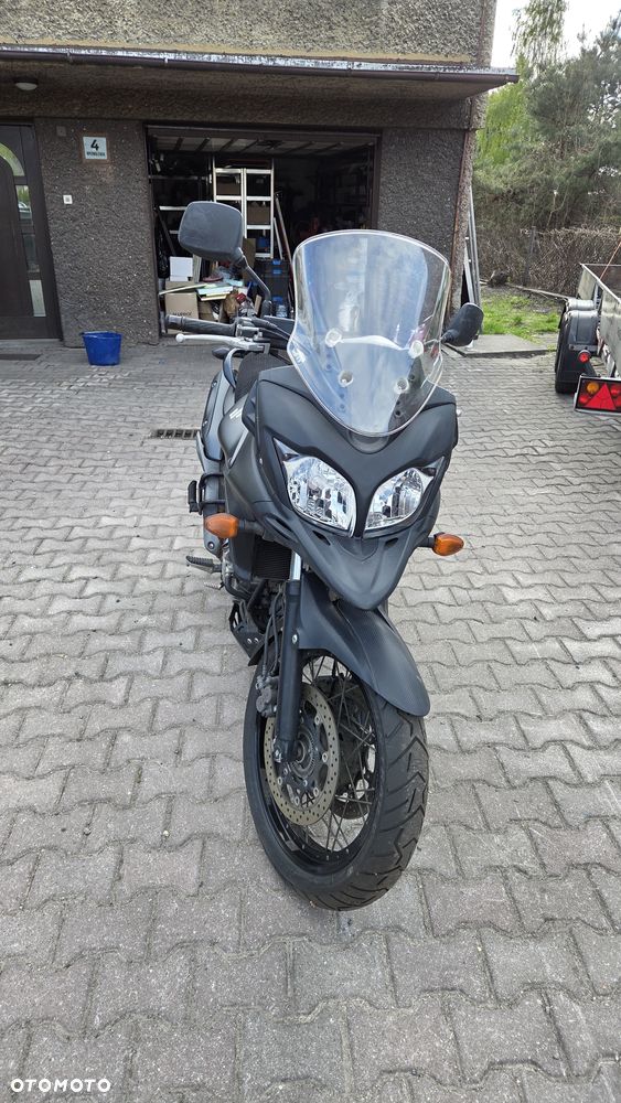 Suzuki V-STROM - 1