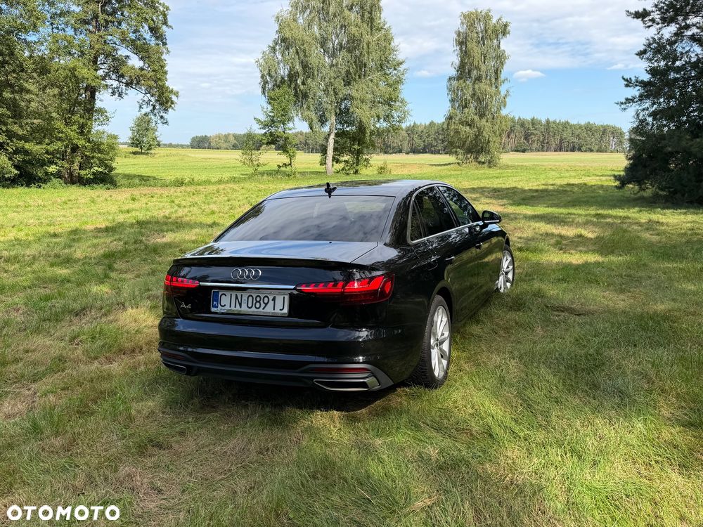 Audi A4 Limousine - 14
