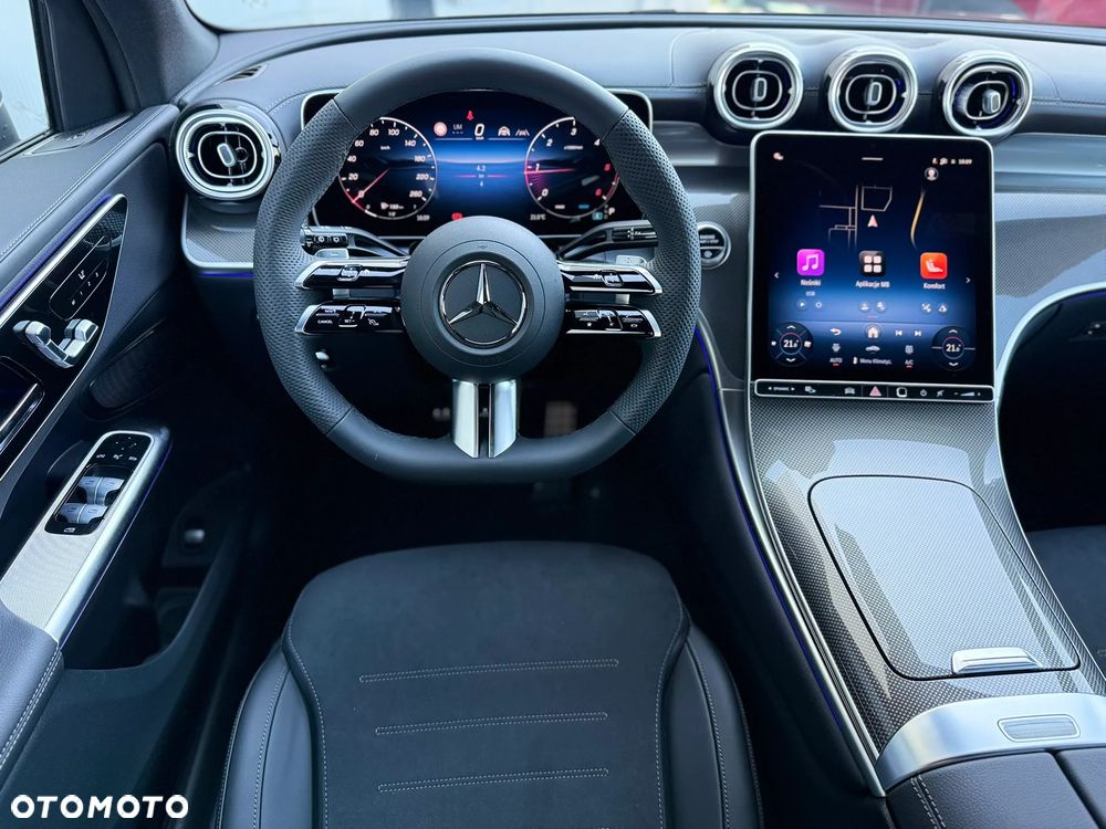 Mercedes-Benz GLC - 12