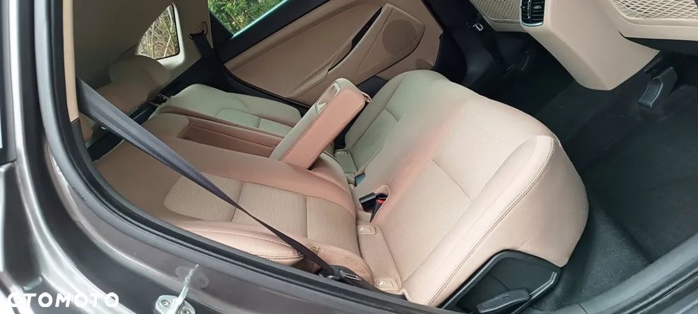 Hyundai Tucson 2.0 CRDI BlueDrive Comfort 2WD - 20