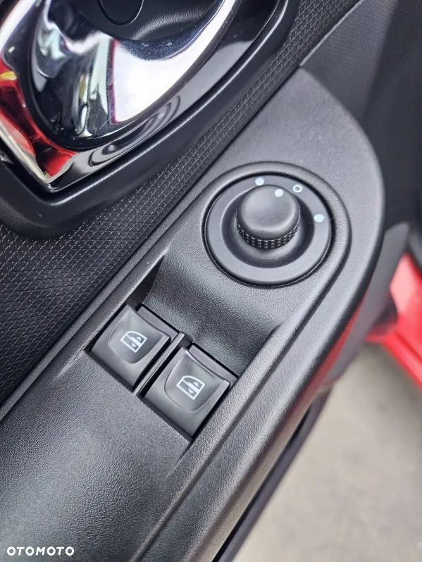 Renault Clio TCe 90 Dynamique - 11