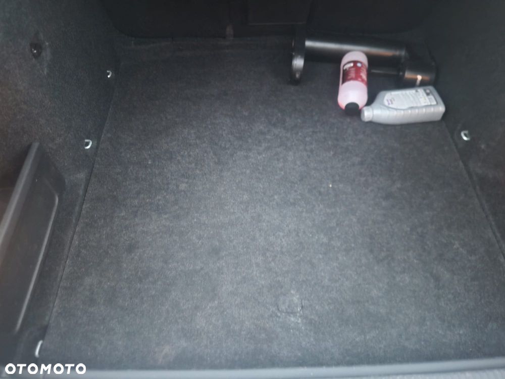 Skoda Octavia 2019 photo 2