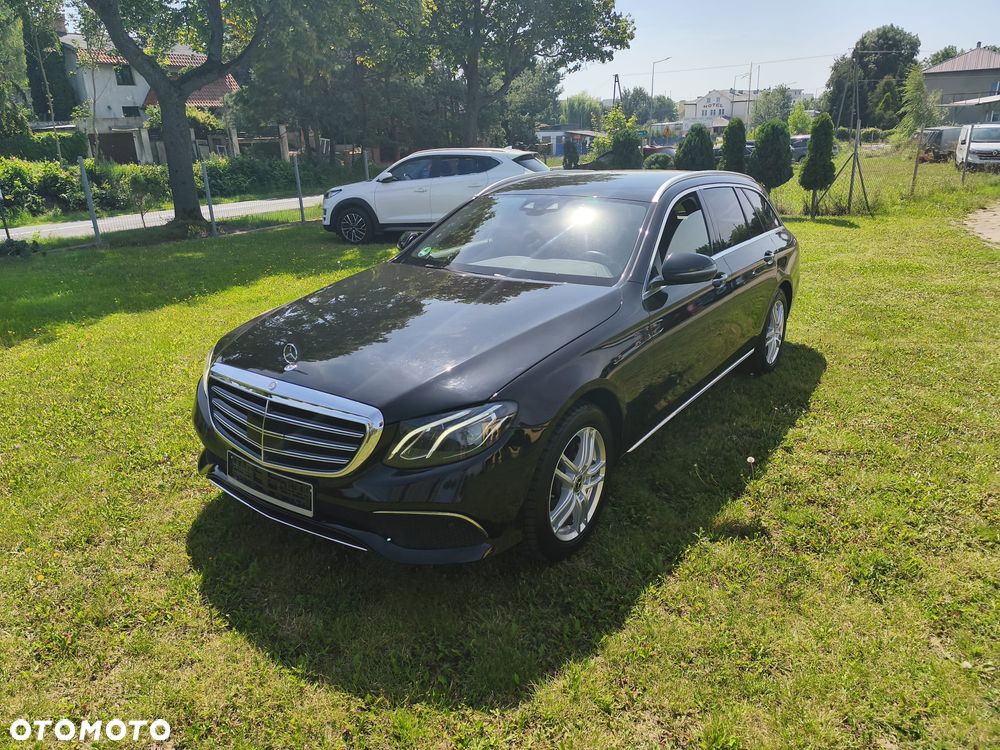 Mercedes-Benz Klasa E 220 d 9G-TRONIC Avantgarde - 4