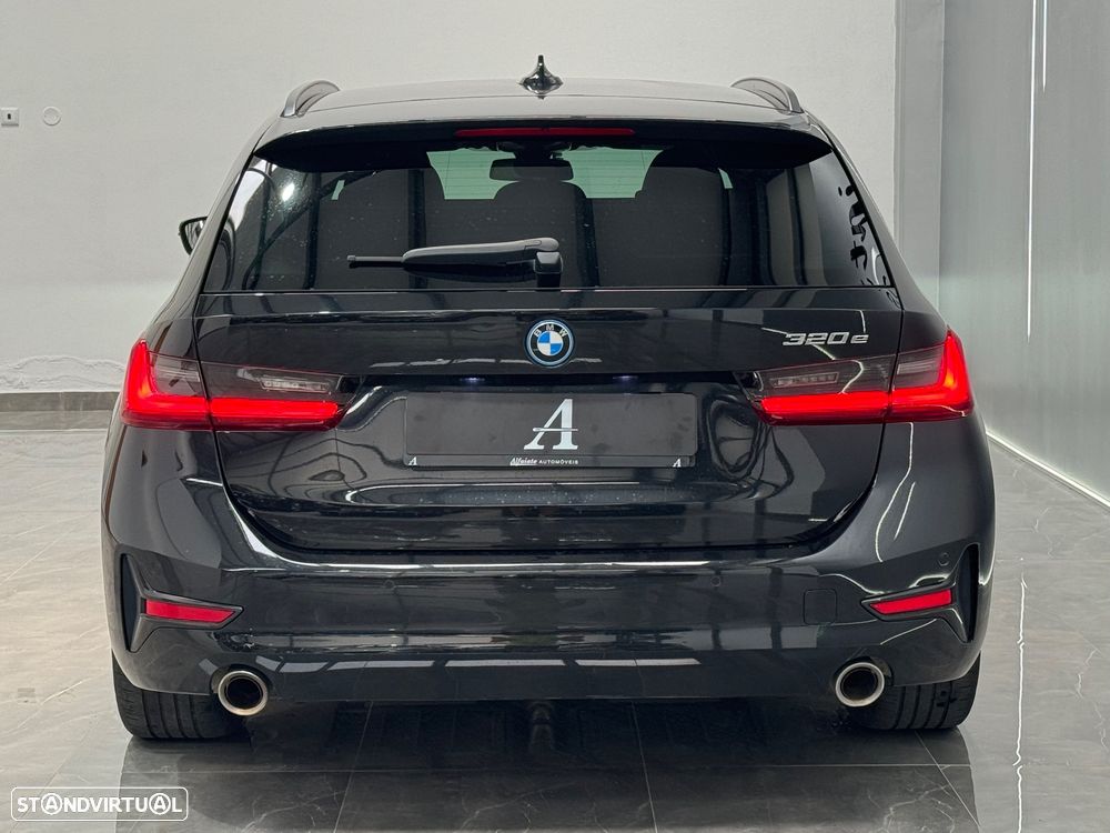 BMW 320 e Auto - 11