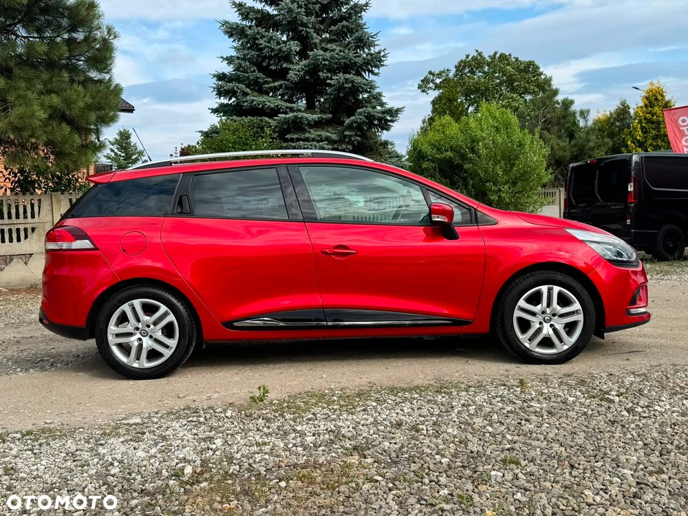 Renault Clio - 12