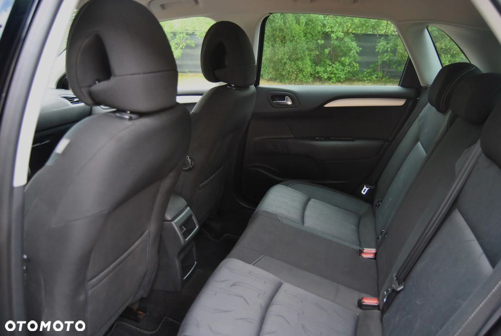 Citroën C4 1.6 HDi Vitamin - 6