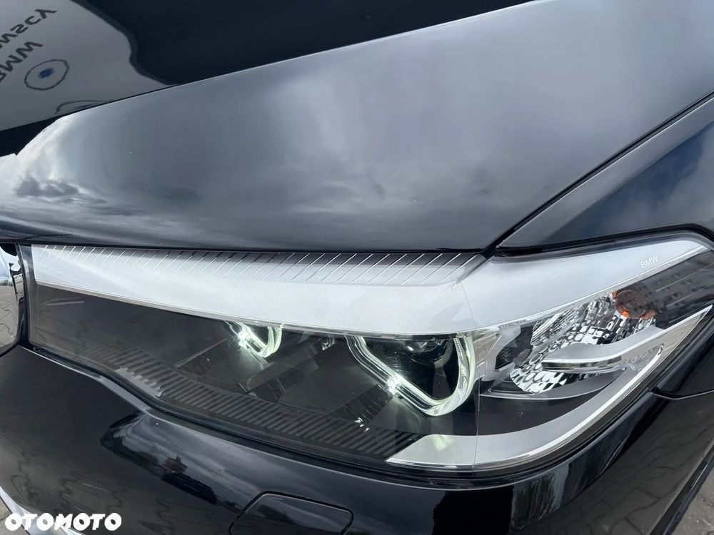 BMW Seria 5 520d Luxury Line - 25