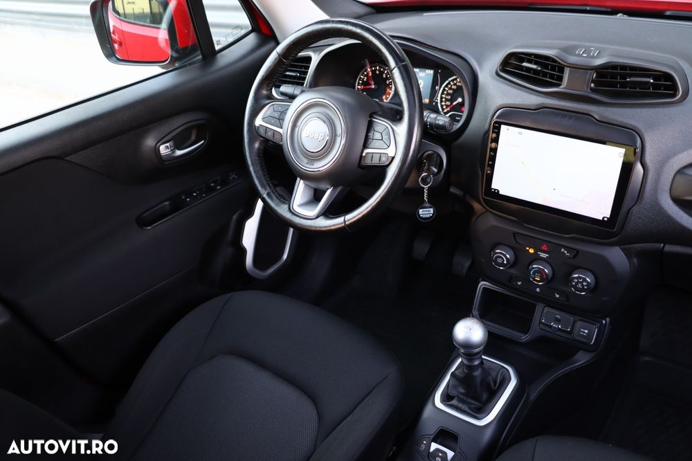 Jeep Renegade - 14