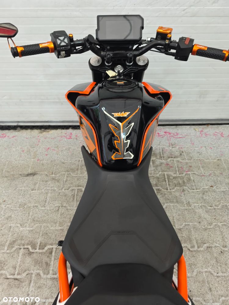 KTM Duke - 25