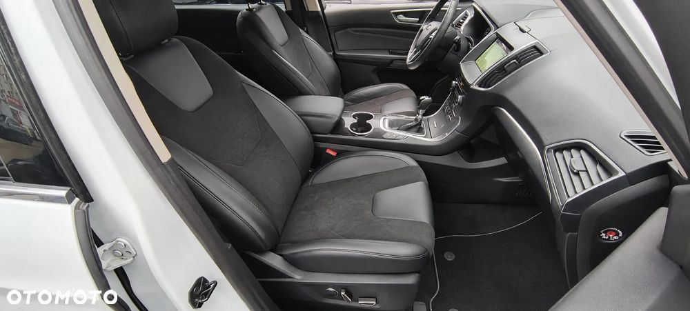 Ford S-Max 2.0 TDCi Titanium - 8