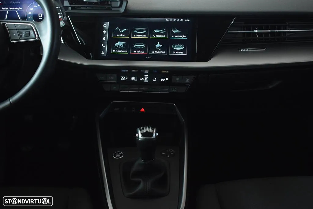 Audi A3 Limousine 30 TDI Advanced - 35