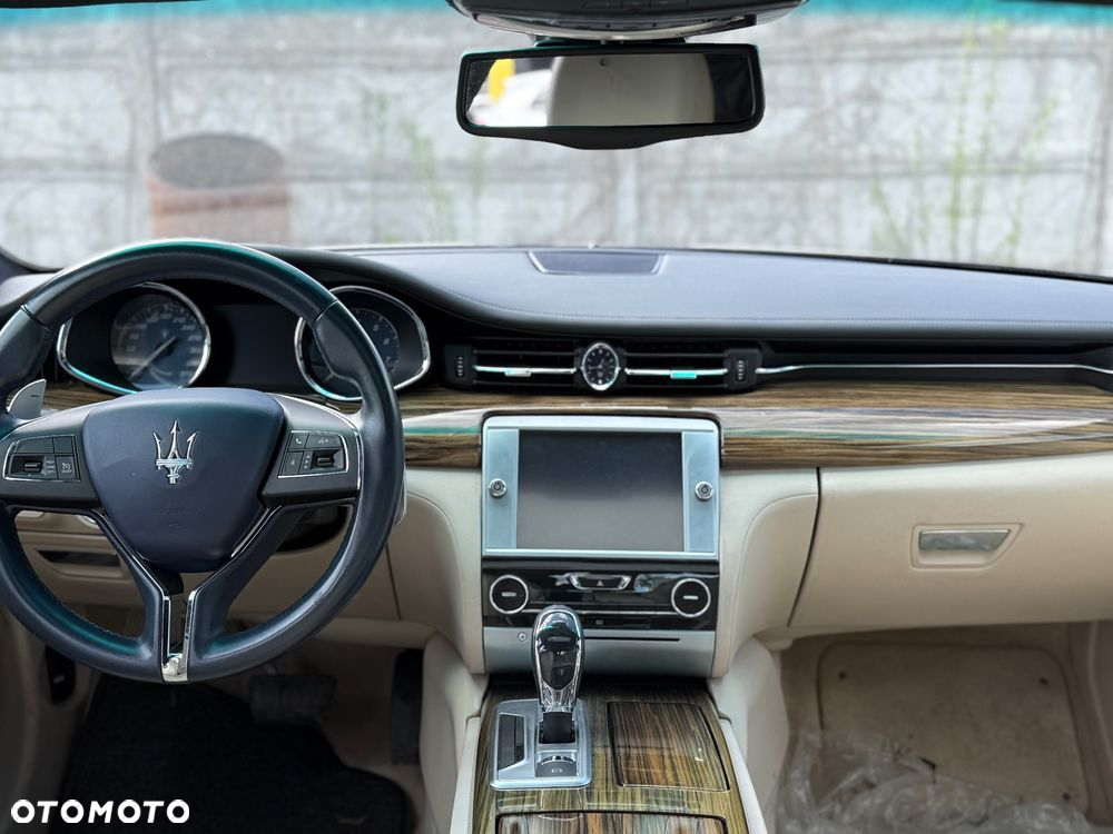 Maserati Quattroporte GTS - 8