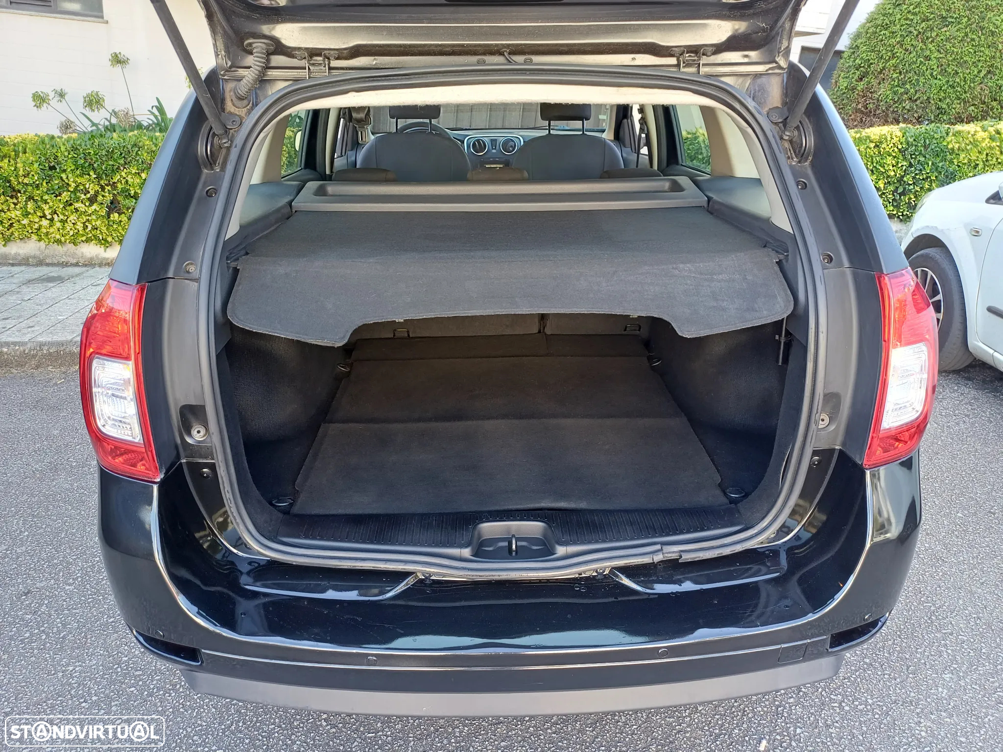 Dacia Logan MCV 1.2 16V Confort Bi-Fuel - 36