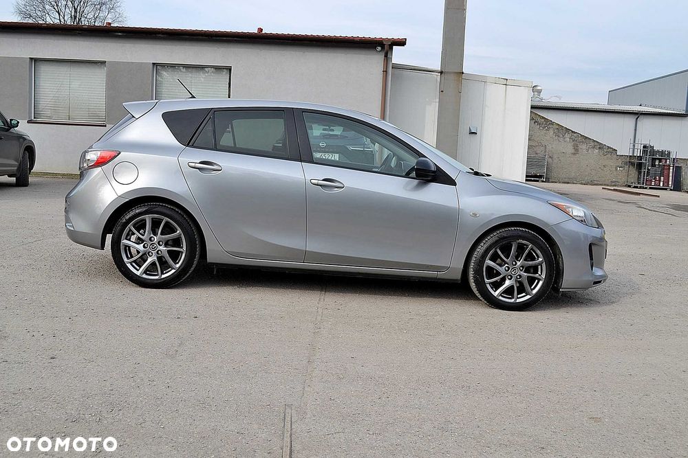 Mazda 3 - 4