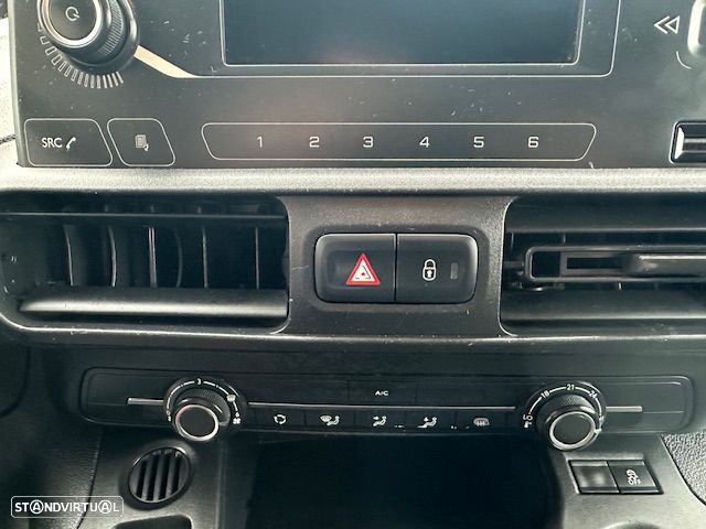 Peugeot PARTNER LONGA 3 LUGARES - 11