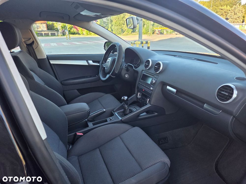 Audi A3 Sportback - 10