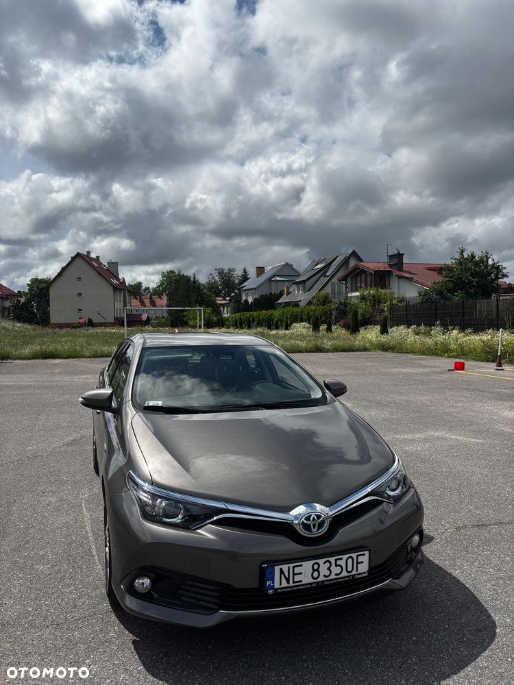 Toyota Auris - 2