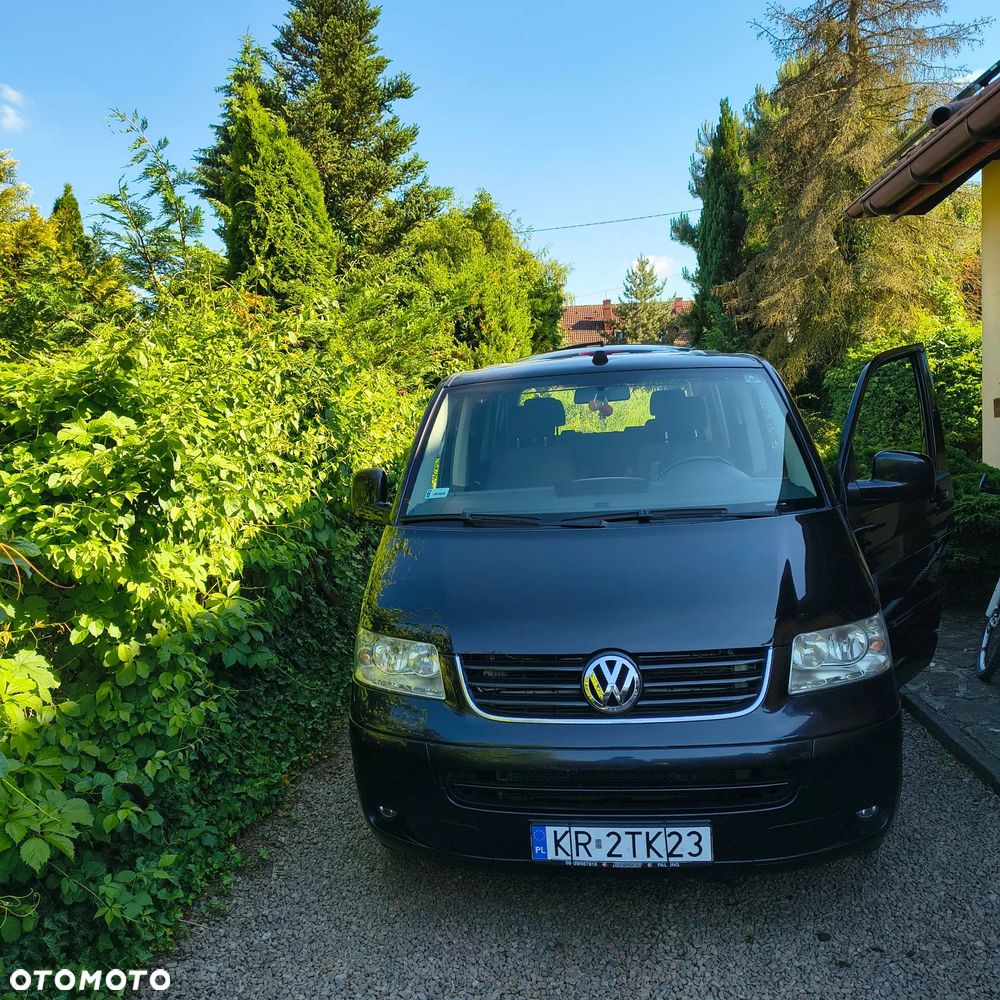 Volkswagen Multivan - 10