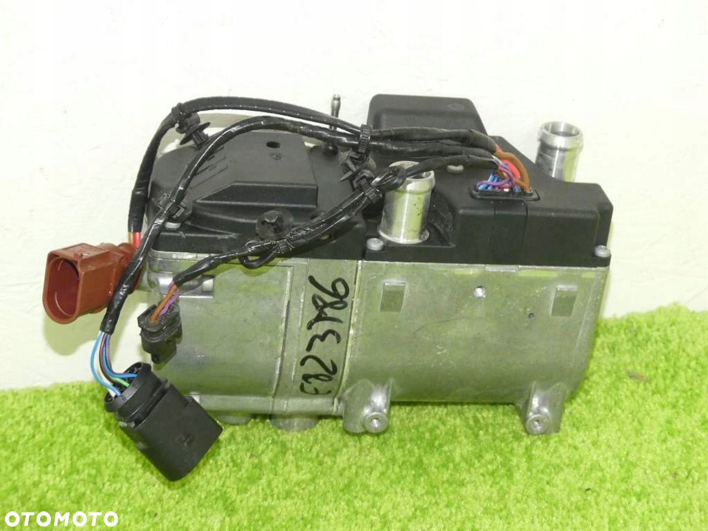 Webasto EBERSPACHER HYDRONIC II-5F D5S-F DIESEL AUDI Q7 4M - 4