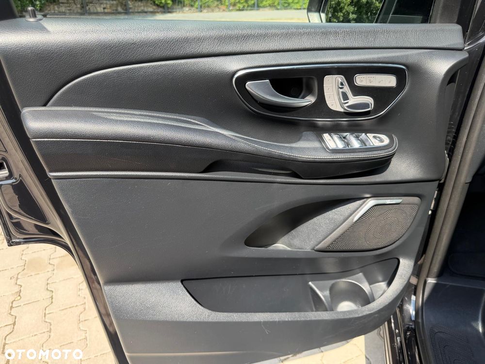 Mercedes-Benz Klasa V 300 d 4-Matic 9G-Tronic (d³ugi) - 33