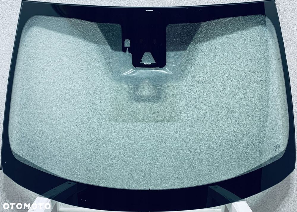 Szyba czołowa TOYOTA YARIS CROSS 2020- AKUSTYKA+KAMERA+SENSOR