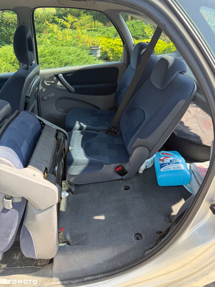 Citroën Xsara Picasso 1.8 16V SX - 9