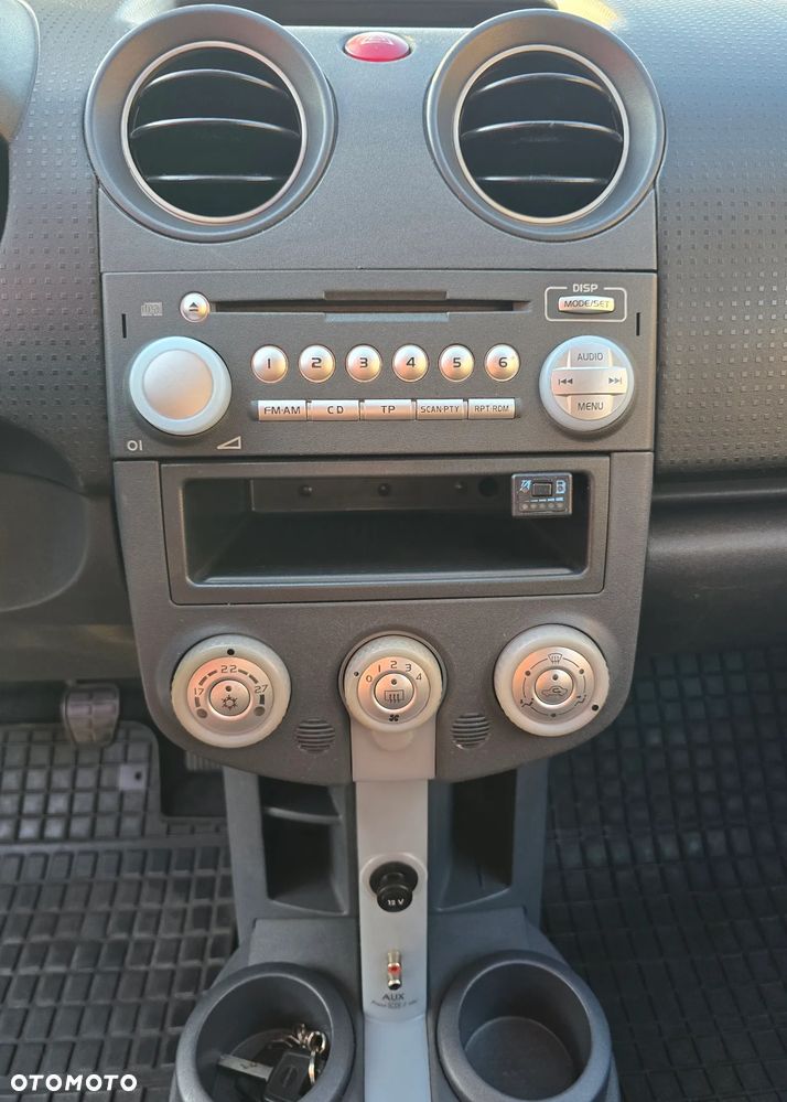 Mitsubishi Colt - 24