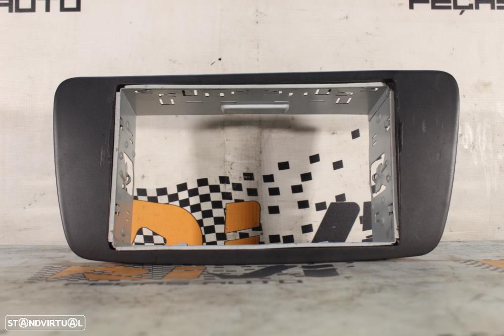 Aro / Friso Seat Ibiza Iv (6J5, 6P1)  Friso De Rádio 2 Din Seat Ibiza - 1