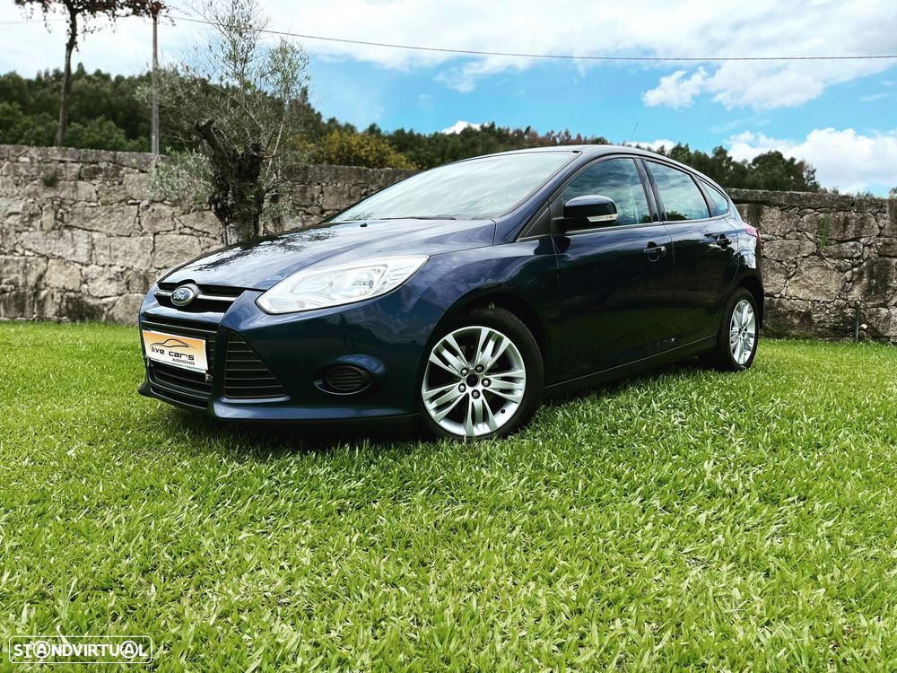 Ford Focus 1.0 EcoBoost S&S ST-Line - 1