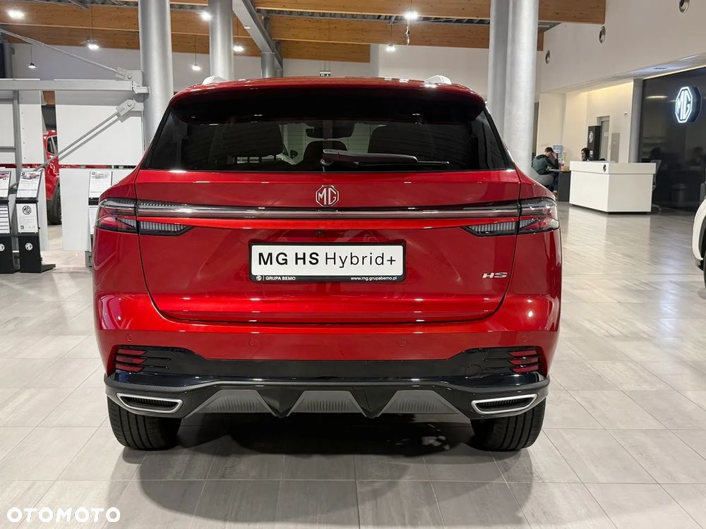 MG HS Hybrid+ - 10