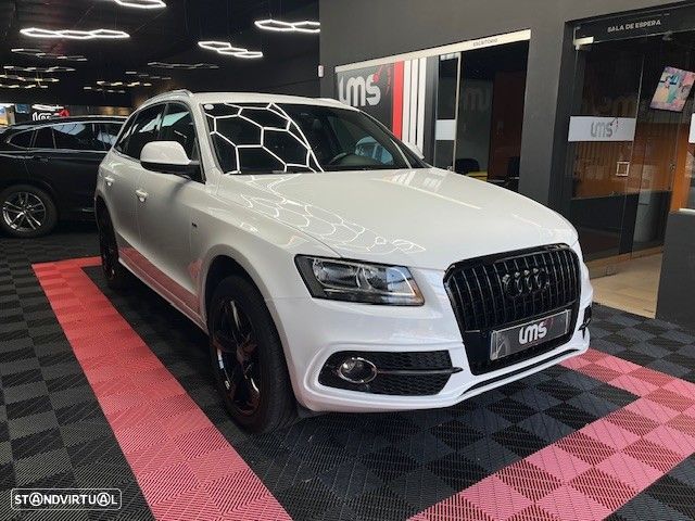 Audi Q5 2.0 TDi quattro S-line S-tronic - 1
