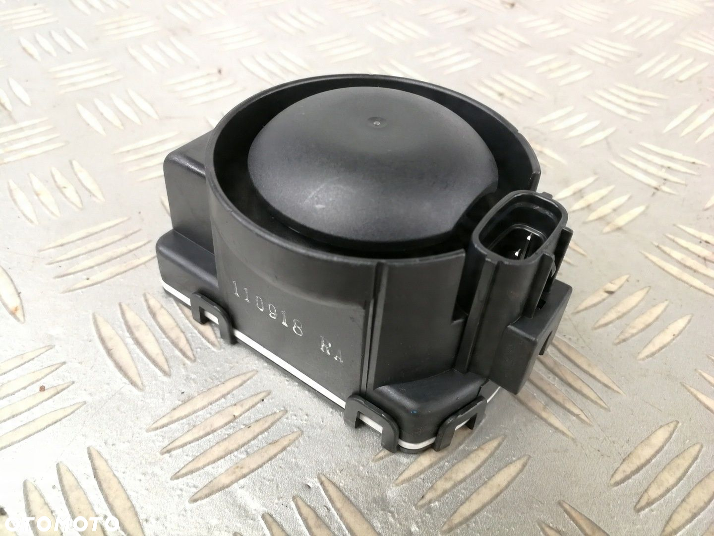 89040-60040 syrena alarmowa sygnał dźwięk alarm TOYOTA LAND CRUISER J 200 - 3