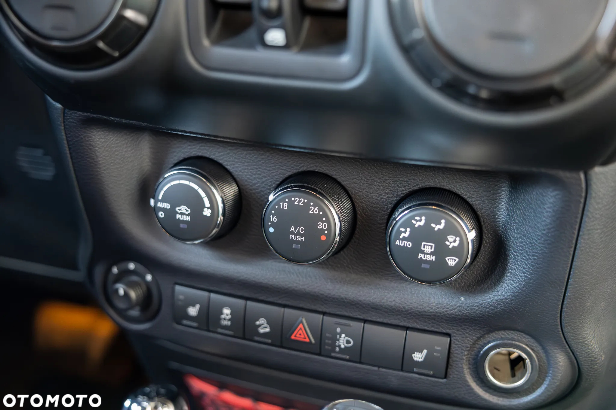 Jeep Wrangler 3.6 Unlim Rubicon Recon - 26