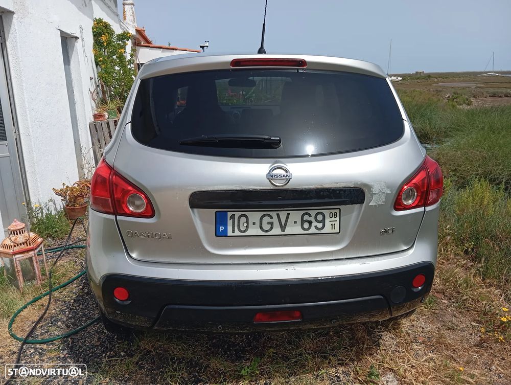 Nissan Qashqai - 2