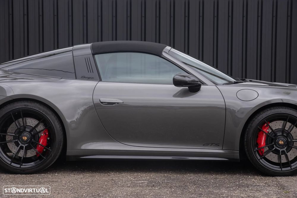 Porsche 911 (992) Targa 4 GTS PDK - 30