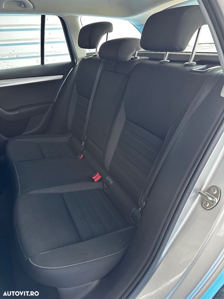 Skoda Octavia Combi Diesel 1.6 TDI Ambition - 15