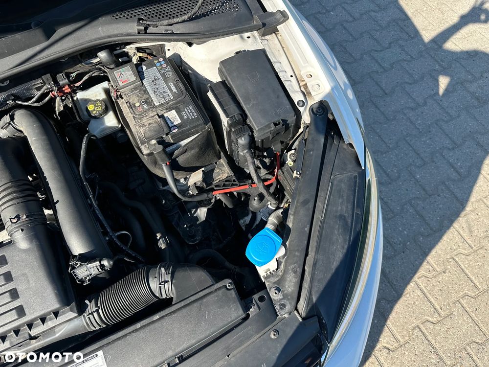 Volkswagen Golf 1.4 TSI BMT Comfortline DSG - 29