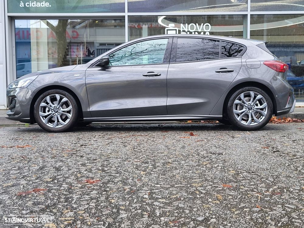 Ford Focus 1.0 EcoBoost MHEV ST-Line X - 3