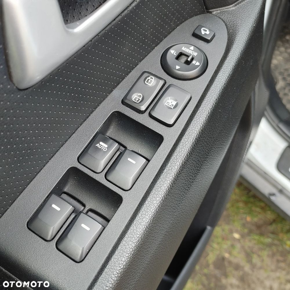 Kia Sportage - 13