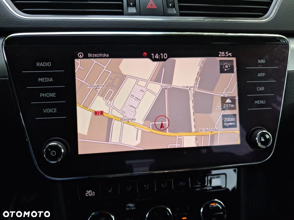Skoda Superb 2.0 TDI Ambition - 19