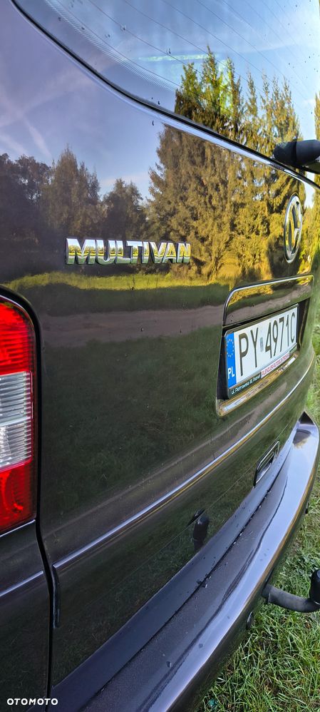 Volkswagen Multivan - 18