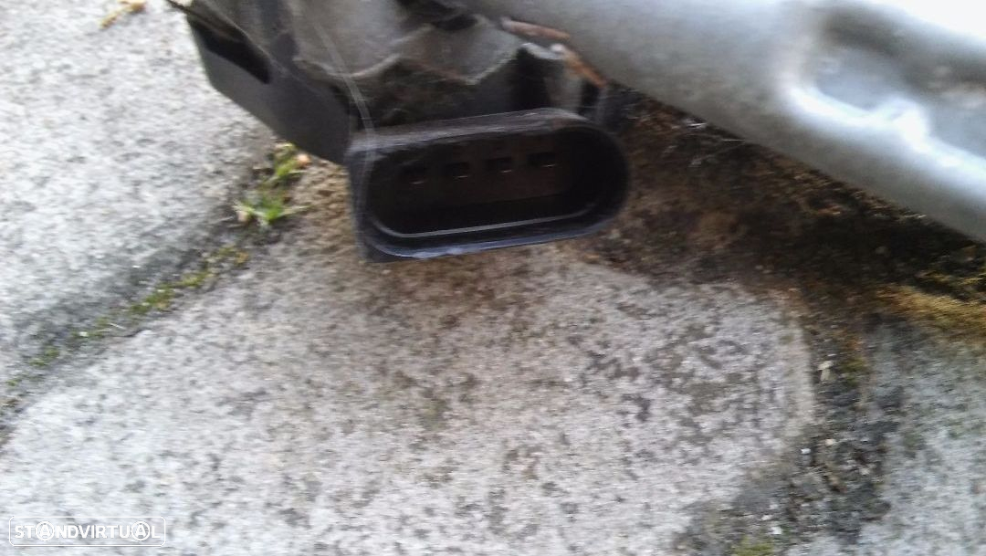 Motor e mecanismo limpa vidros opel corsa d - 3