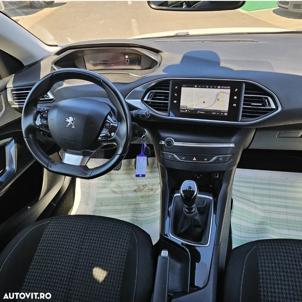 Peugeot 308 - 9