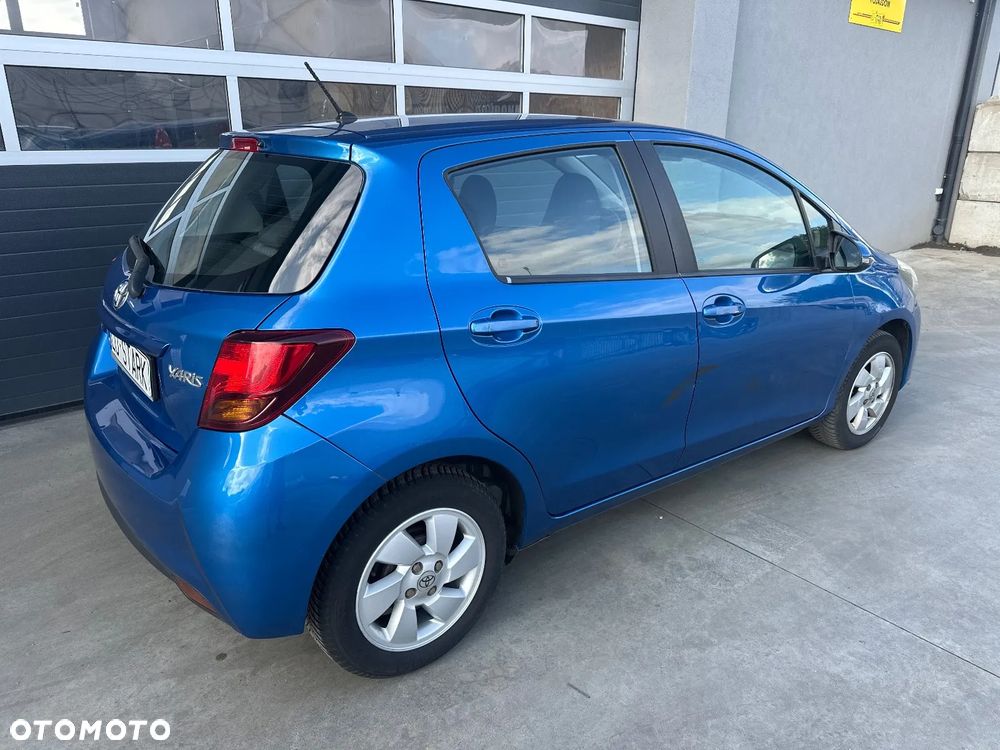 Toyota Yaris 1.33 Active - 9